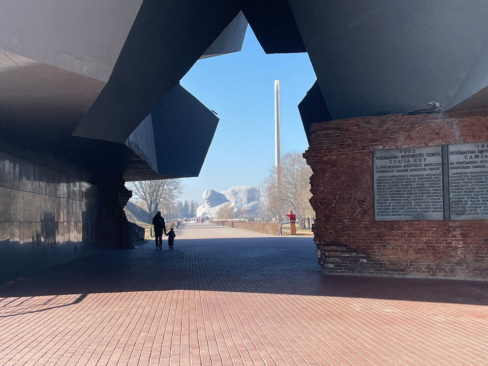 Брестская крепость, входная группа