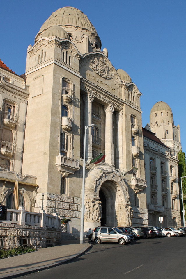Купальни Геллерт, вход
