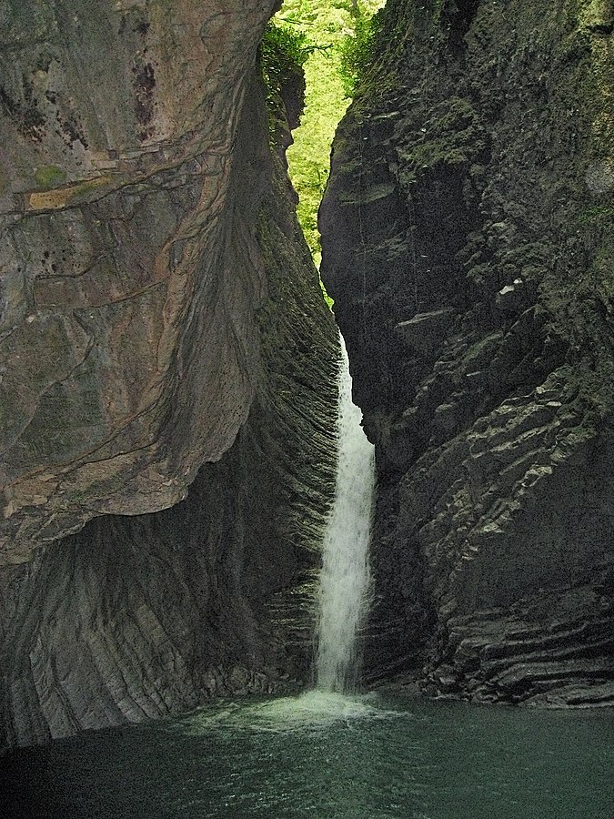Водопад Свирский