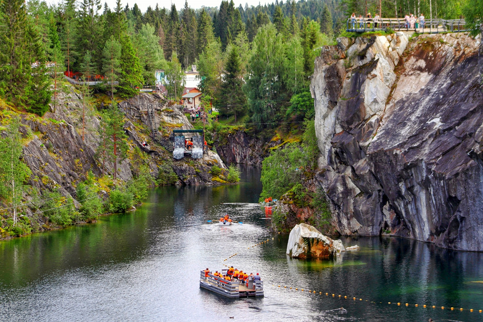 Парк Рускеала летом, Карелия