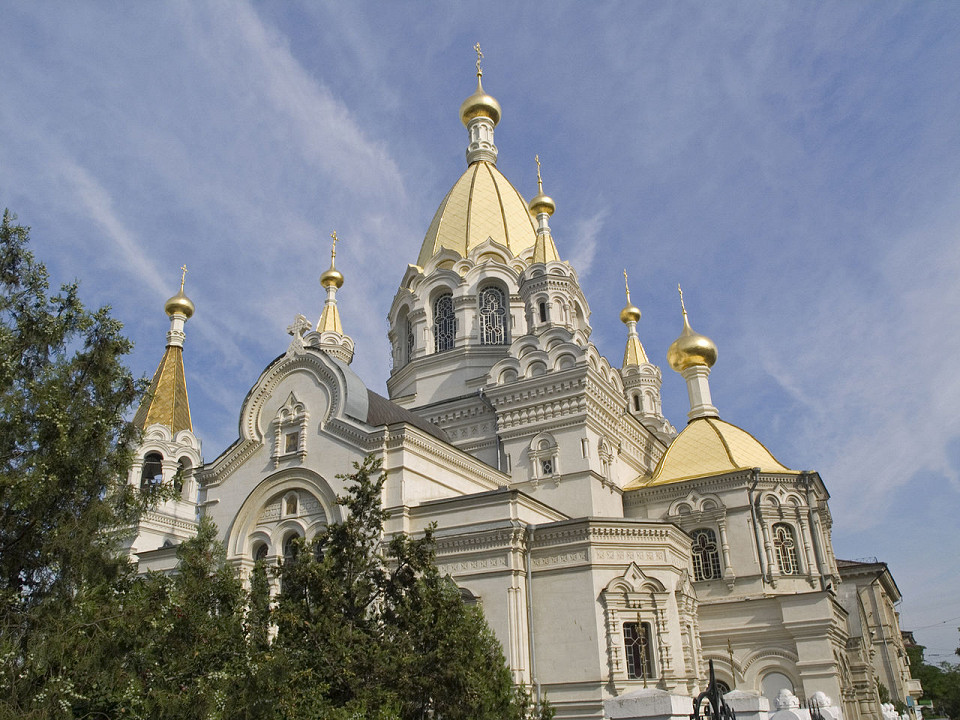 Покровский собор в Севастополе, фасад