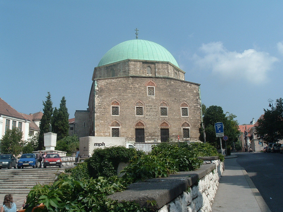 Церковь Белварош