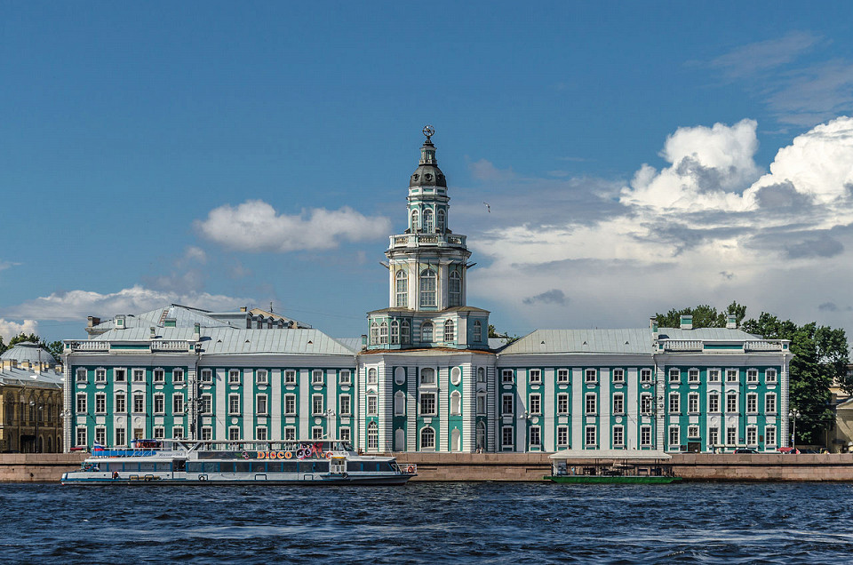 Васильевский остров, Кунсткамера