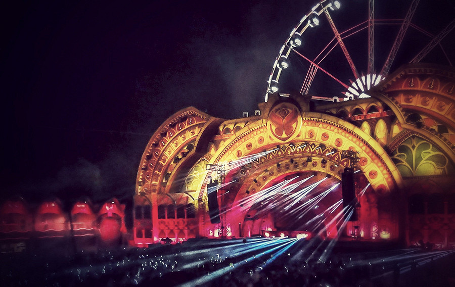 Фестиваль Tomorrowland