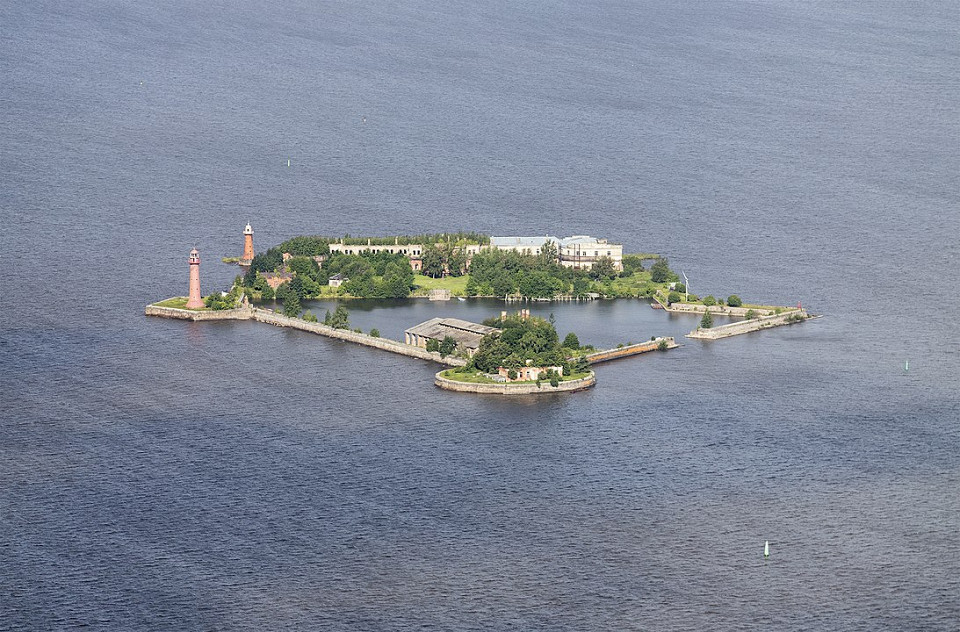 Форт «Кроншлот» в Кронштадте