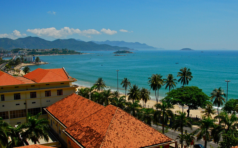 Вид на побережье Нячанга