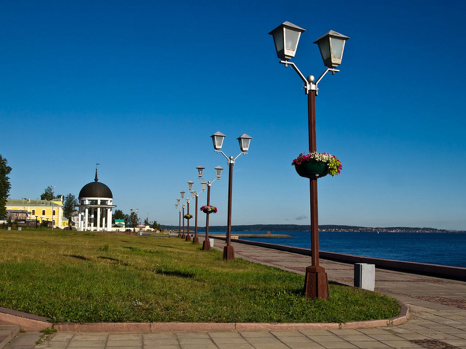Онежская набережная (Советская площадь), Петрозаводск