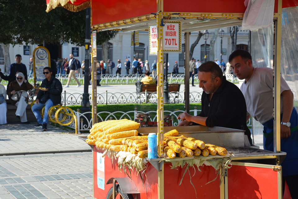 Продавцы кукурузы в Стамбуле