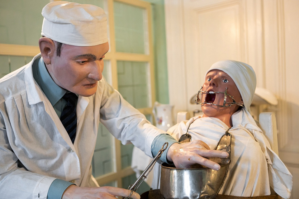 Музей истории медицины в Риге, стоматология