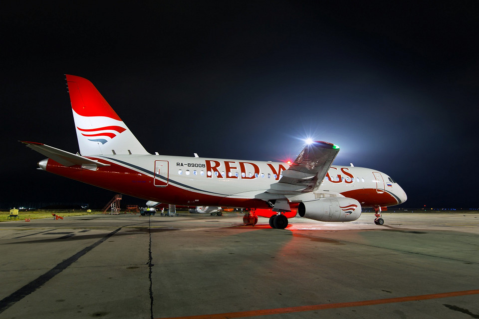 Сухой Суперджет авиакомпании Red Wings