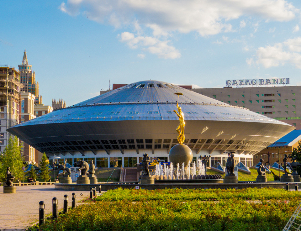 Столичный цирк в Астане, Астана, Казахстан