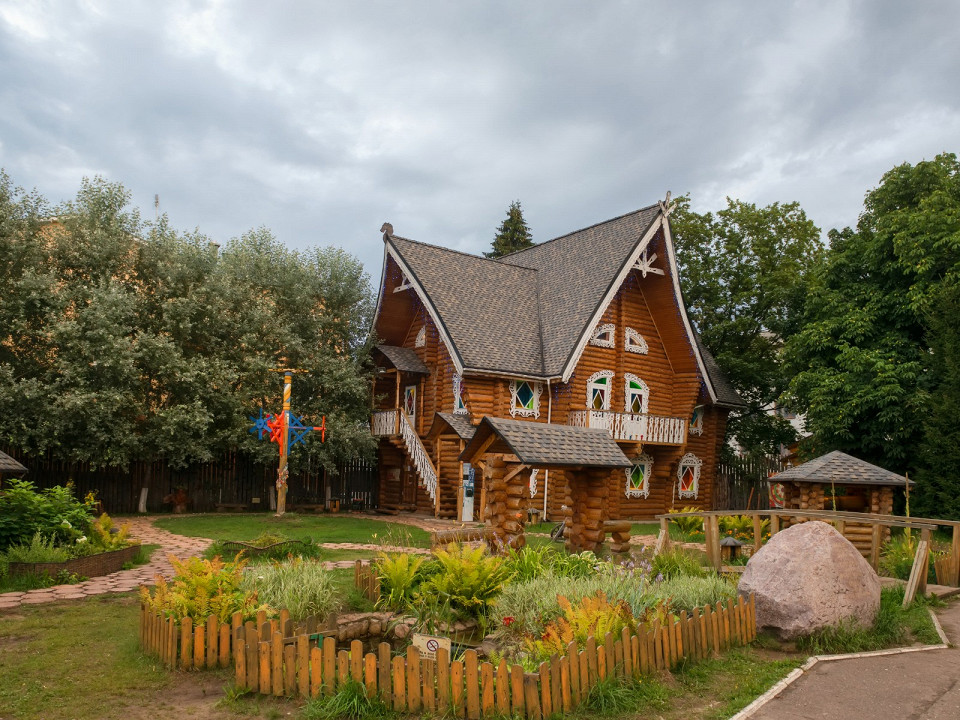 Терем Снегурочки в Костроме 1