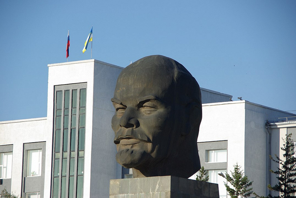 Памятник Ленину в Улан-Удэ