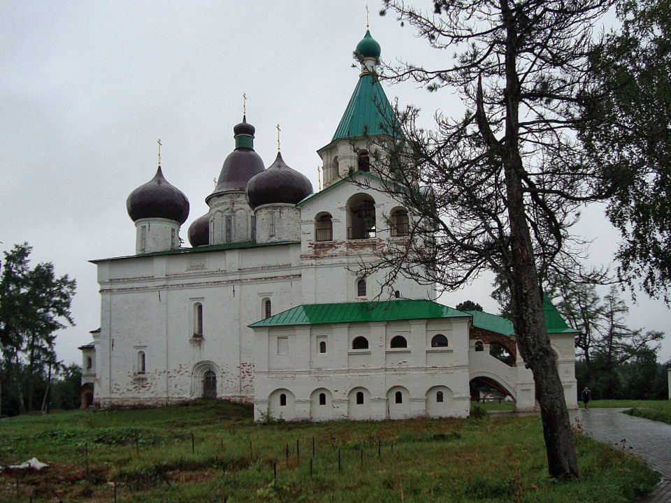 Антониево-Сийский монастырь, Троицкий собор с колокольней