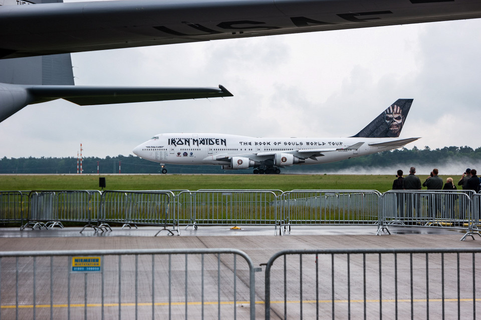 Boeing 747 рок-группы Iron Maiden