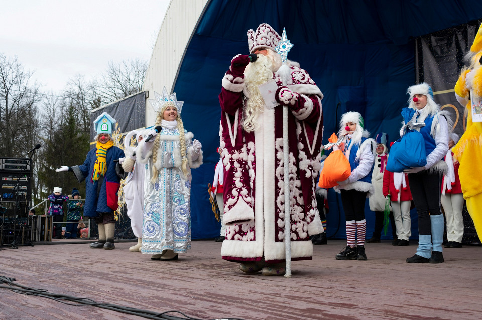 Дед Мороз на сцене, Великий Устюг