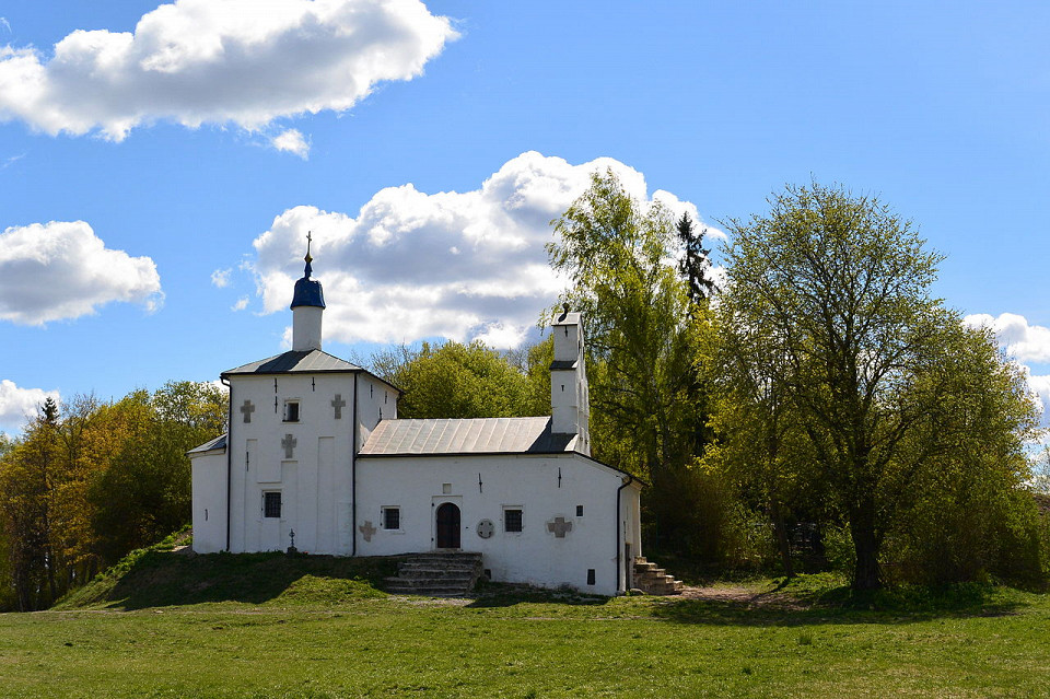 Труворово городище, каменная церковь святого Николы с Городища