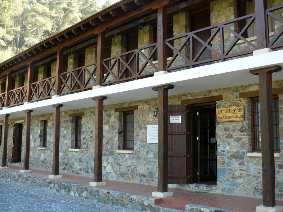 Монастырь Махерас, гостиница