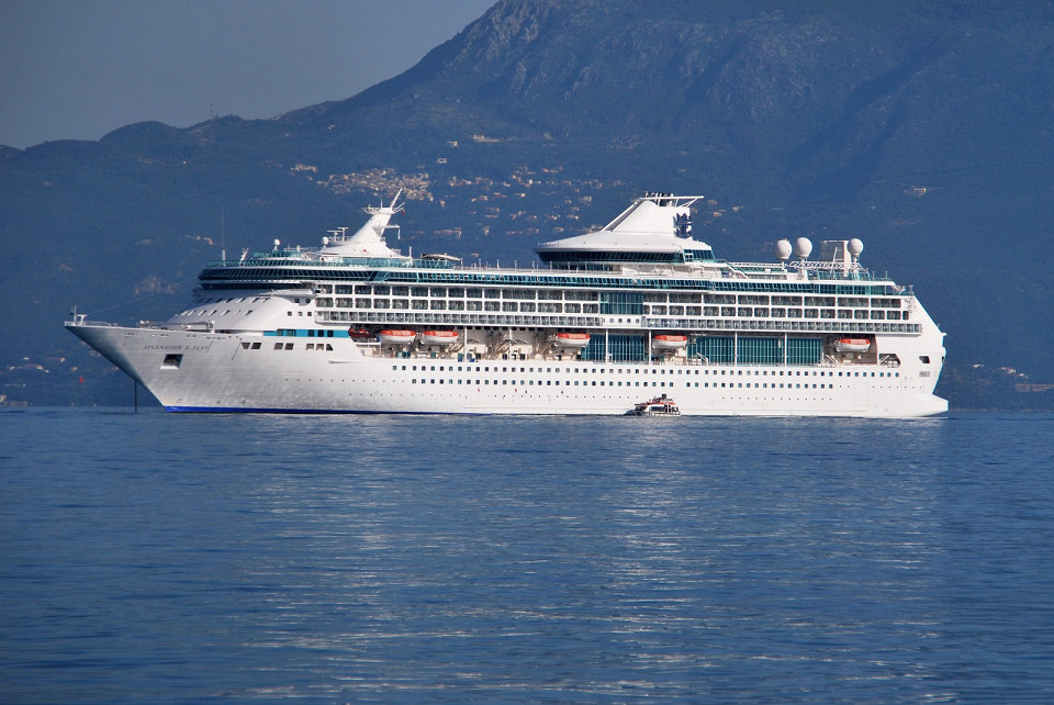 Круизный лайнер Splendour of the Seas
