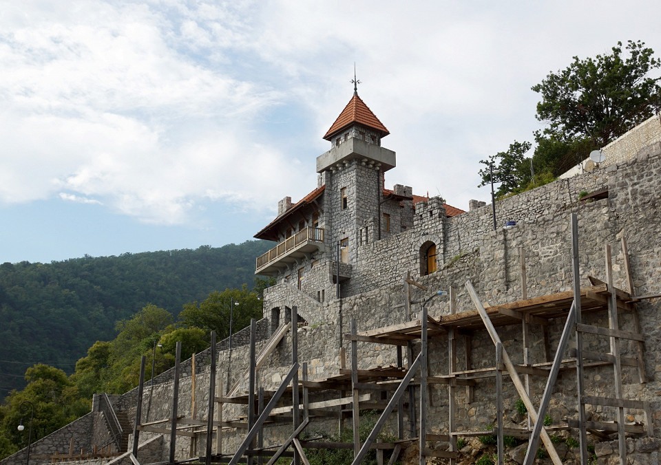 Замок принца Ольденбургского в Гагре, Абхазия