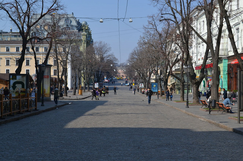 Дерибасовская, весна