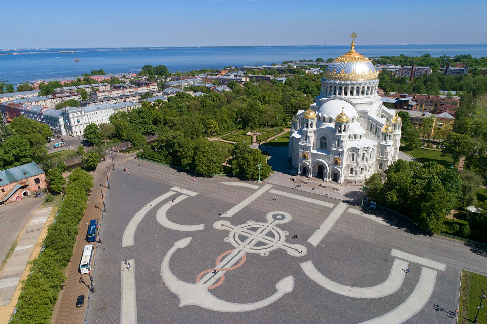 Якорная площадь, Кронштадт