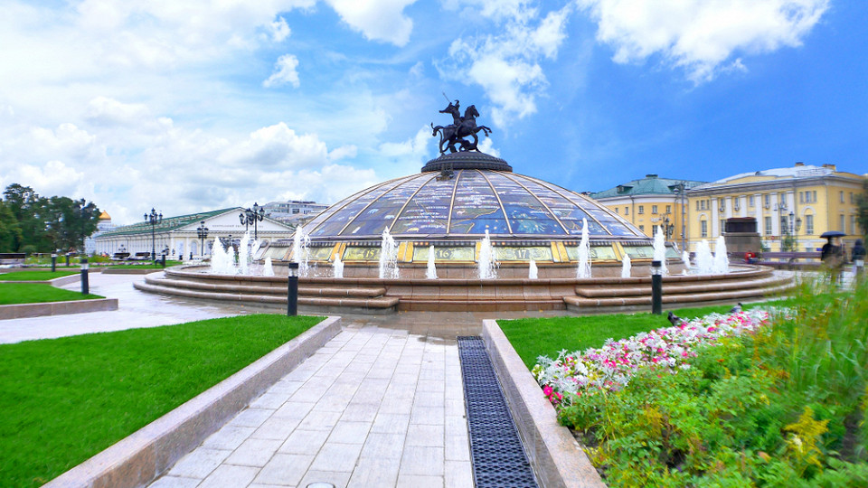  Фонтан «Часы мира», Москва, Россия