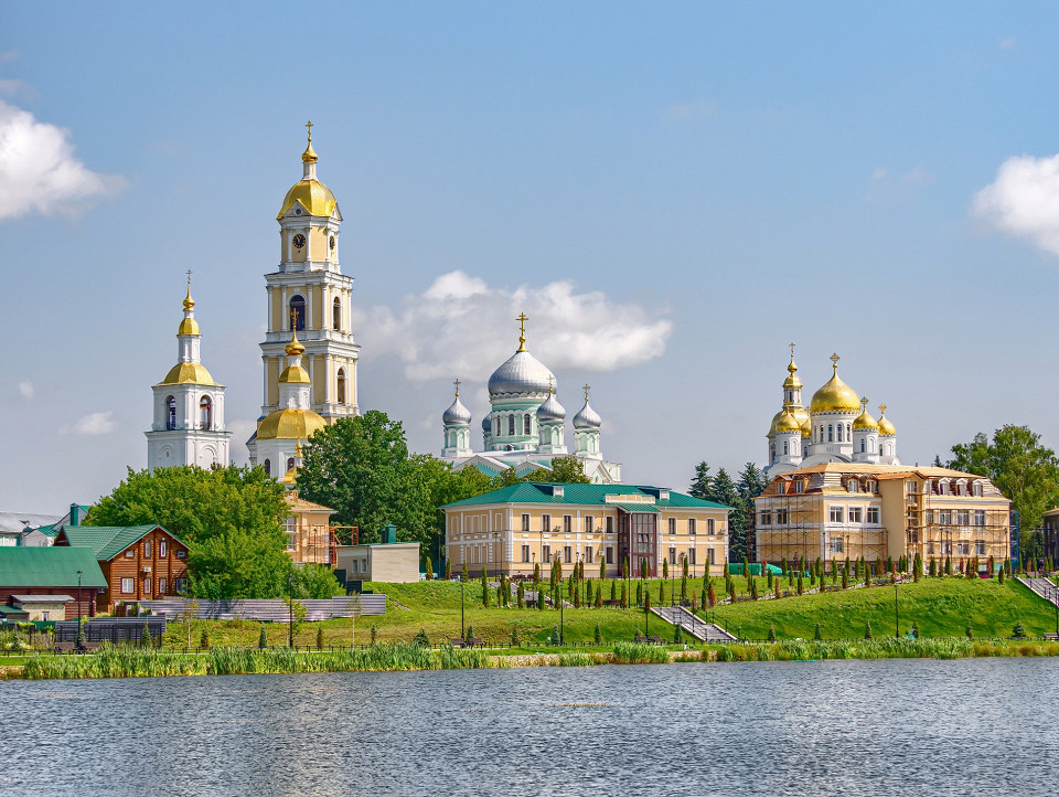 Монастырь в Дивеево