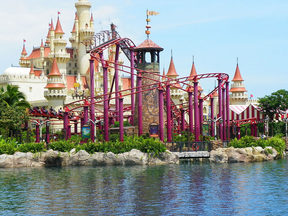 Вид на парк развлечений Universal Studios, Сингапур