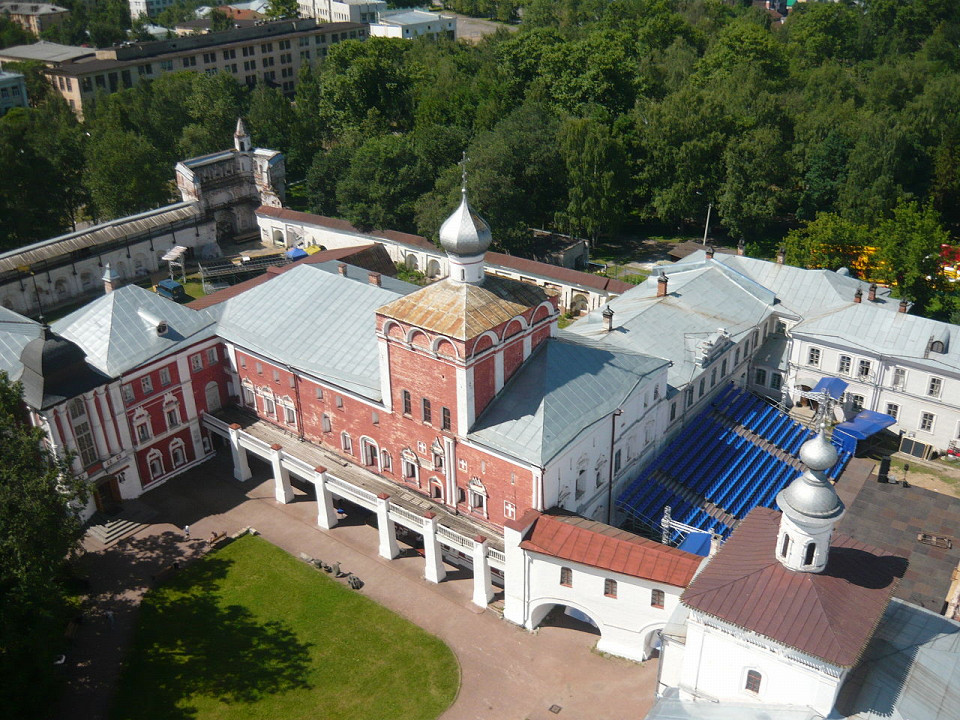 Вологодский кремль, Архиерейский двор