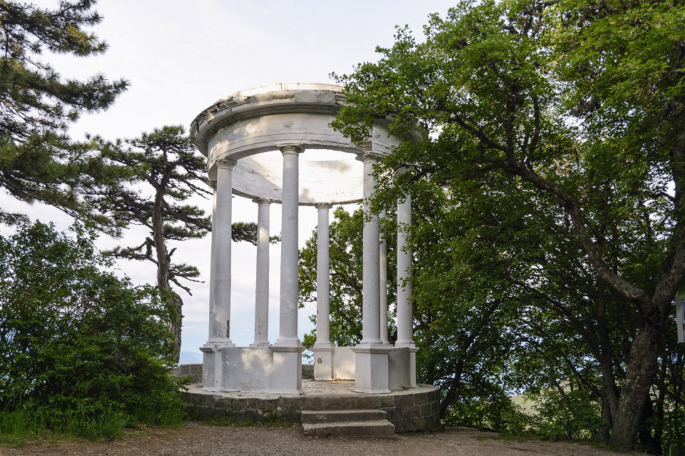 Серебряная беседка, гора Ай-Петри