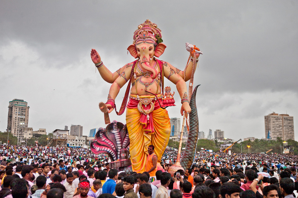 Праздник Ganesh Visarjan