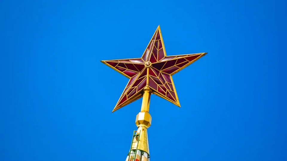 Спасская башня Московского Кремля 4