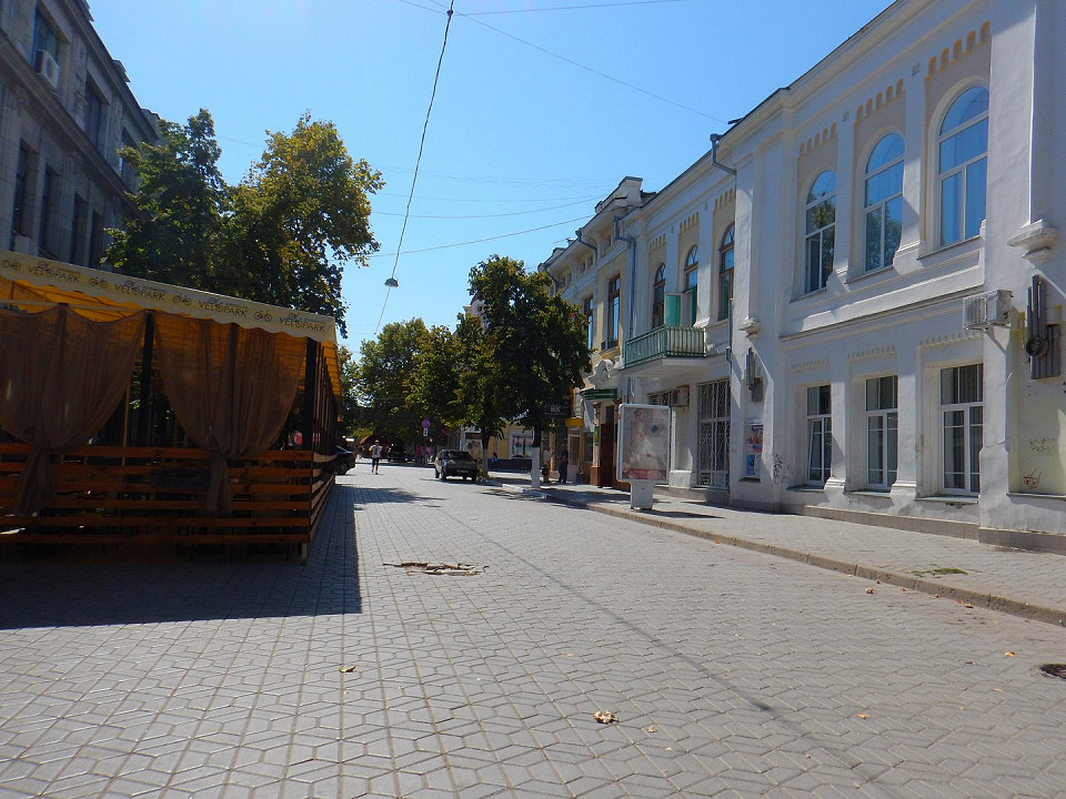 Улица Пушкина в Симферополе
