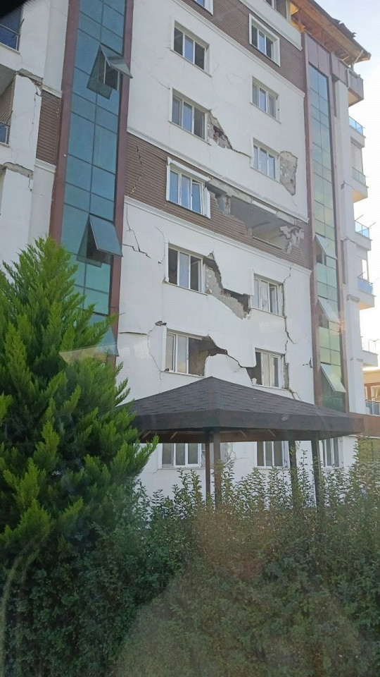 Землетрясение в Турции6