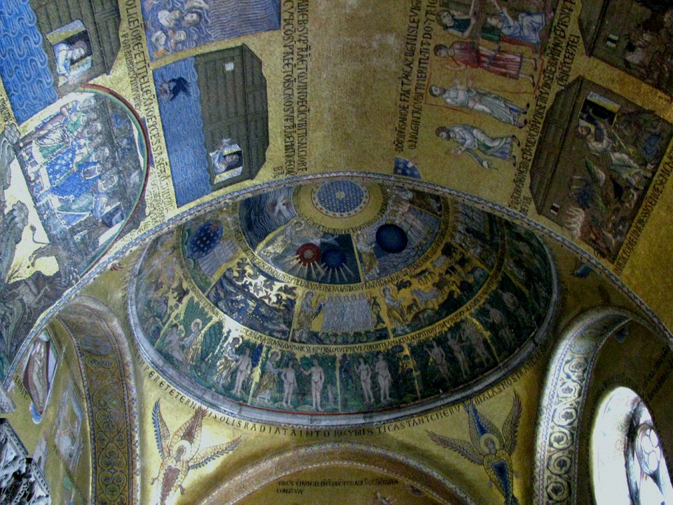Собор Сан-Марко, купол сотворения мира и мозаики арок