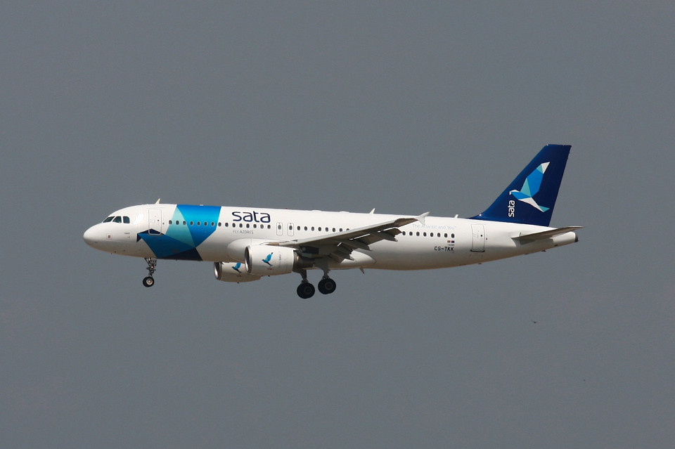 Airbus A320-214 авиа