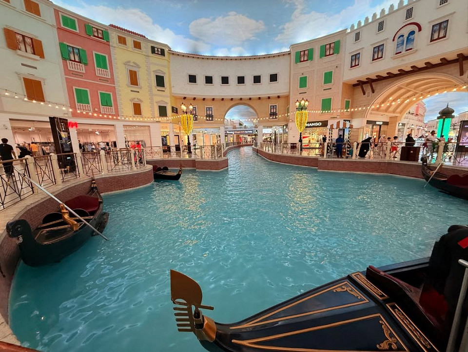 Шопинг в Villaggio Mall, Доха глазами туриста из России3