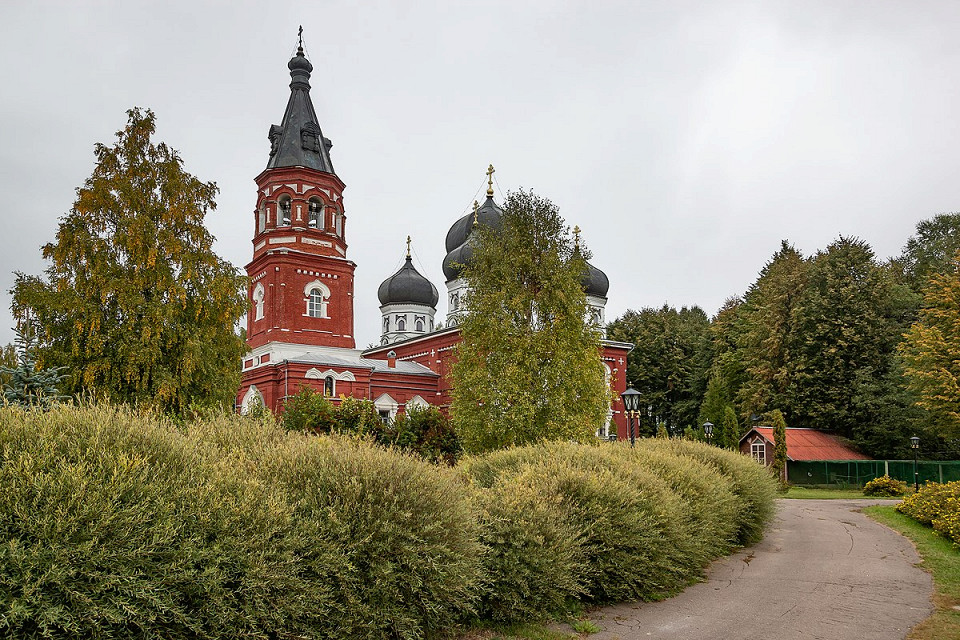 Александро-Невский монастырь в Маклаково, Россия