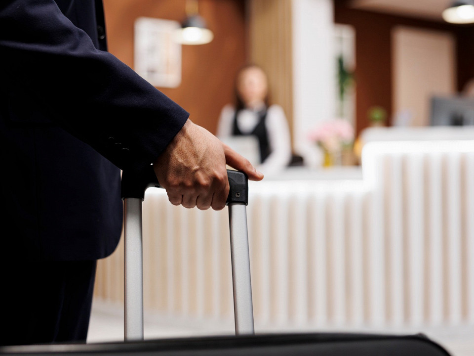 Лобби отеля дизайн, функциональные зоны и лобби-бар 2