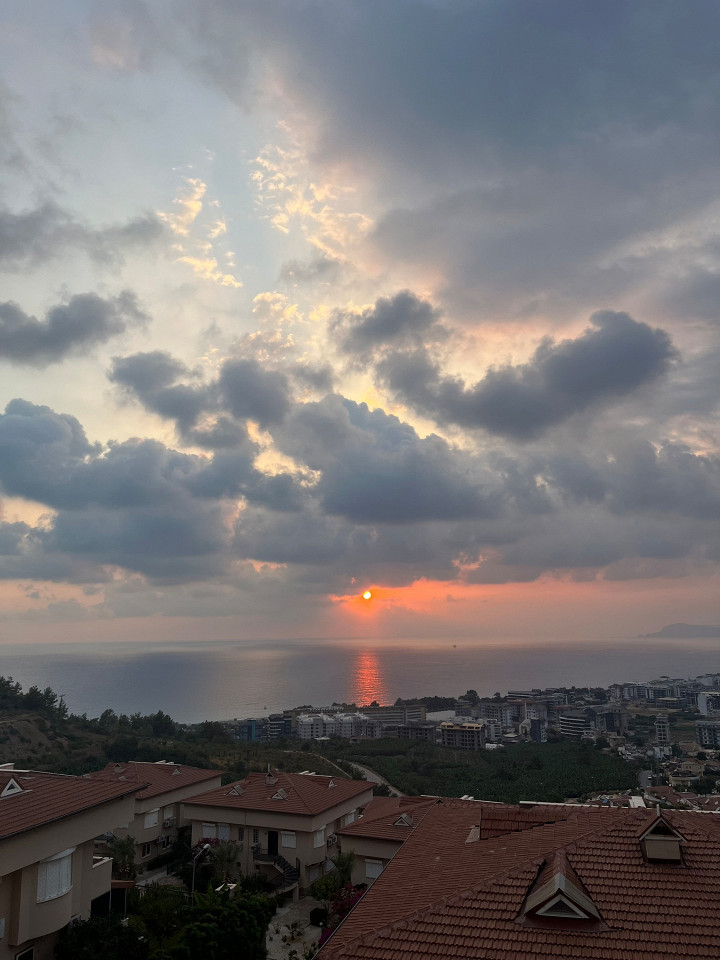 25 минут в гору по жаре до пляжа, отзыв2