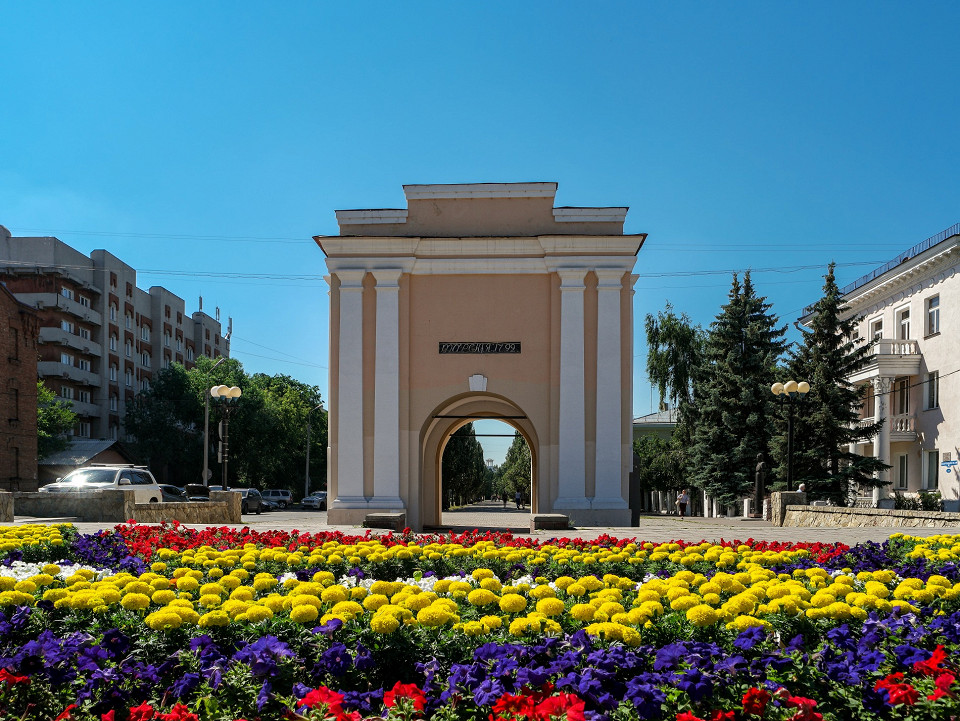 Тарские ворота, Омск