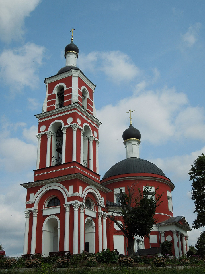 Церковь Петра и Павла в Петровском