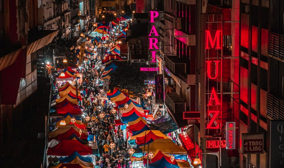 Jalan Tar Bazaar, базар в Куала-Лумпуре в Рамадан