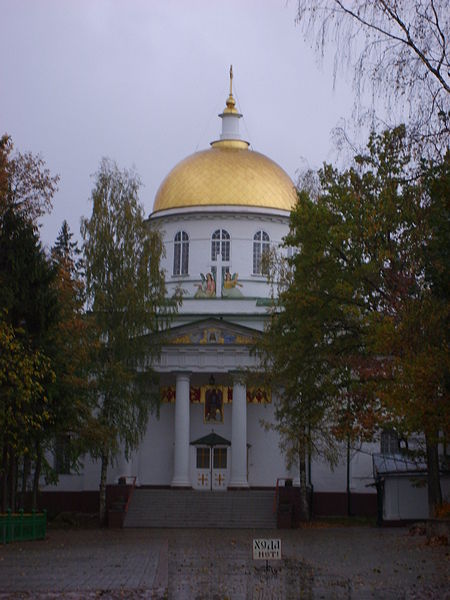 Псково-Печерский монастырь. Михайловский собор, Печоры