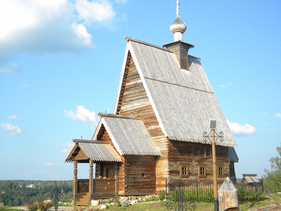 Церковь Воскресения (деревянная) из села Билюкова в Плесе