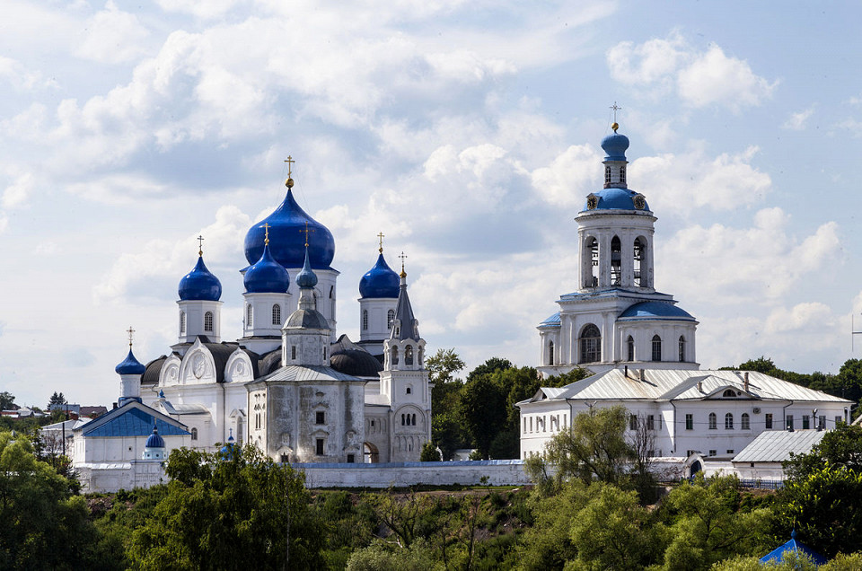 Свято-Боголюбский монастырь