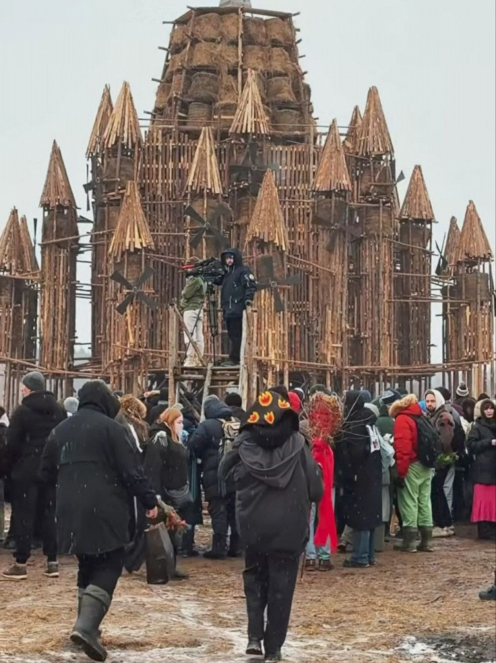 Поездка в Калужскую область, в знаменитый арт-парк «Никола-Ленивец» на празднование Масленицы2