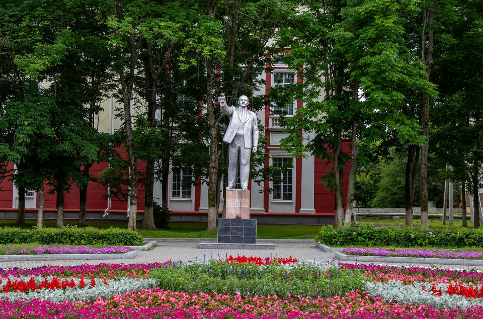 Памятник Ленину, Артем