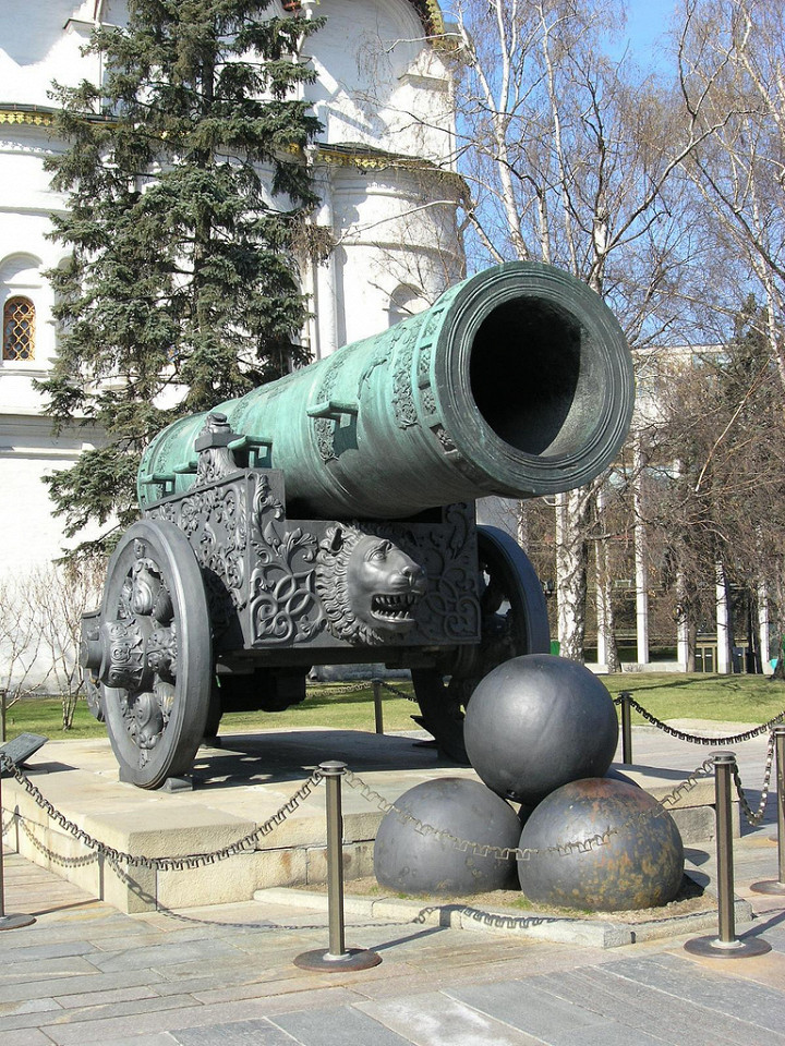 Кремль, царь-пушка, Москва